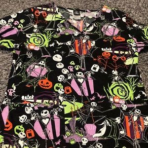 Disney Tim Burton's Nightmare Before Christmas Scrub Top Halloween sz XS